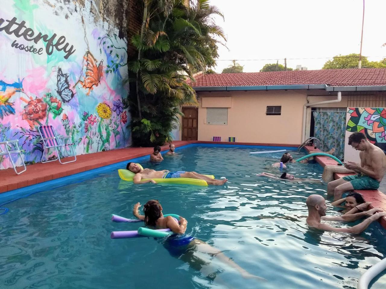 Butterfly Hostel Puerto Iguazu Bagian luar foto