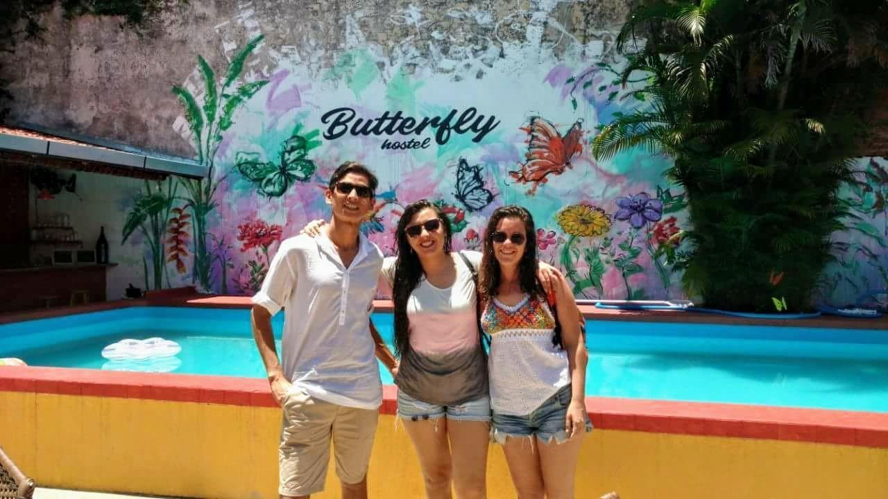 Butterfly Hostel Puerto Iguazu Bagian luar foto